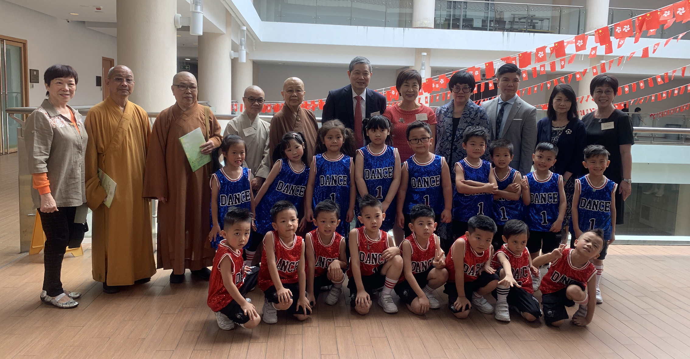 體操隊參加「香港佛教聯合會」舉辦《會屬小學及幼稚園2018-19年度聯合畢業典禮》表演活動
